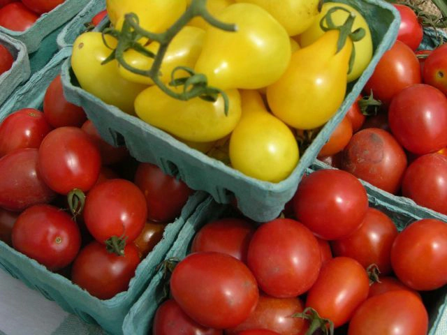Farmers Market Tomatoes copy.webp